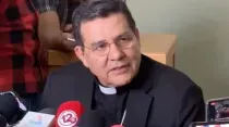 Mons. Faustino Armendáriz Jiménez en conferencia de prensa el 21 de mayo. Crédito: Captura de video / Arquidiócesis de Durango.
