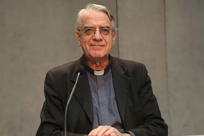 P. Federico Lombardi deja dirección de Radio Vaticana