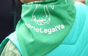 Imagen referencial / Feminista con trapo verdes a favor del aborto. Cru00e9dito: David Ramos / ACI Prensa. 