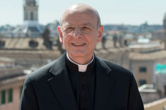 Prelado del Opus Dei pide rezar por reforma ordenada por el Papa Francisco
