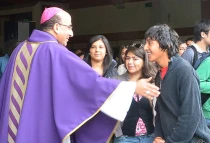 Mons. Fernando Chomalu00ed (foto UCSC)