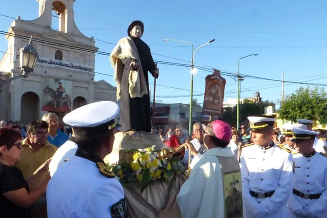 Más de 10 mil festejan al Santo Cura Brochero en Argentina