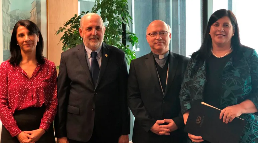 Episcopado de Chile y Fiscalía firman convenio de colaboración para casos de abuso sexual