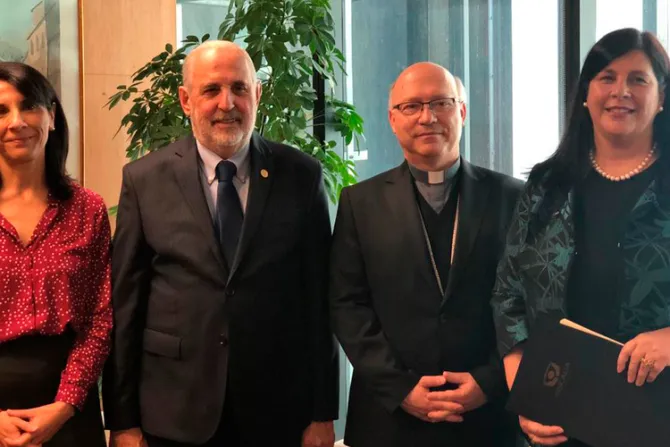 Episcopado de Chile y Fiscalía firman convenio de colaboración para casos de abuso sexual