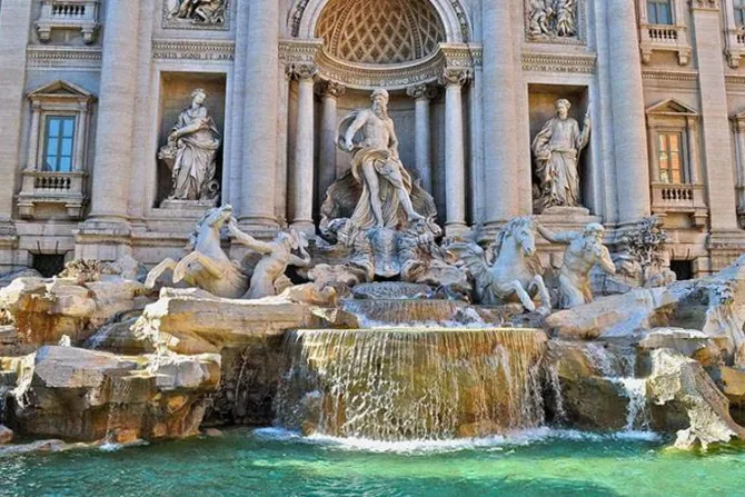 Dinero de Fontana di Trevi volverá a Cáritas: Ayuntamiento de Roma se rectificó 