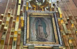 Imagen original de la Virgen de Guadalupe en su santuario. Crédito: David Ramos / ACI Prensa. 