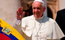 Papa Francisco. Foto de bandera de Ecuador: Anvitaro (CC_BY-NC-SA_2.0)