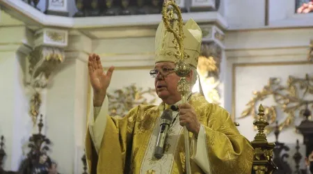 Cardenal alienta a volver a la Misa presencial en México