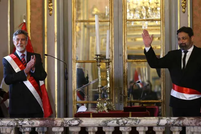 ¿El nuevo presidente del Perú le ha declarado la guerra a la Iglesia Católica?