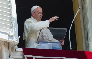 Papa Francisco al presidir el rezo del u00c1ngelus hoy. Foto: L'Osservatore Romano 