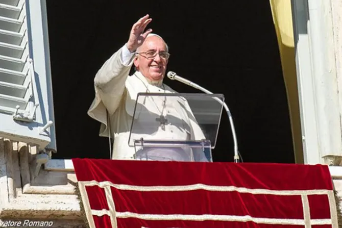 No escondamos nuestra fe y pertenencia a Cristo, alienta el Papa Francisco
