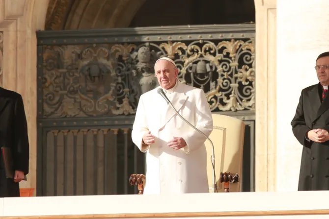VIDEO Y FOTOS: Dios ama al hombre y no es indiferente a su sufrimiento, asegura el Papa