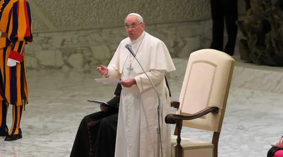El Papa Francisco en la audiencia general de este miércoles. Foto Petrik Bohumil / ACI Prensa