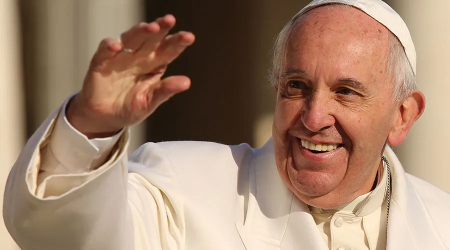 Papa Francisco comparte la oración que reza todas las noches antes de dormir