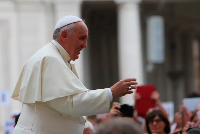 Papa Francisco: Los verdaderos cristianos no son elitistas y generan vida en otra gente