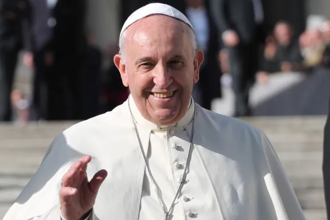 Mensaje del Papa Francisco para las comunicaciones: La familia es una realidad concreta y no idea abstracta