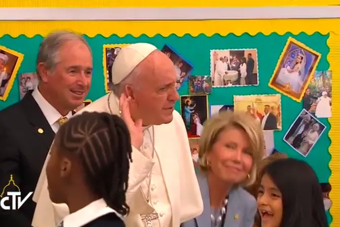 VIDEO: Escolares de Harlem cantan "Hazme un Instrumento de tu Paz" para el Papa Francisco