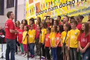 [VIDEO] Coro de niños demuestra en visita papal a Sarajevo que es posible superar odios