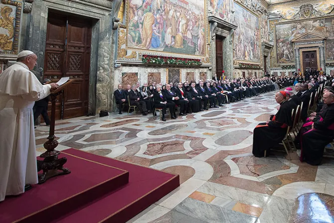 Papa Francisco: Las migraciones plantean a Occidente importante desafío cultural