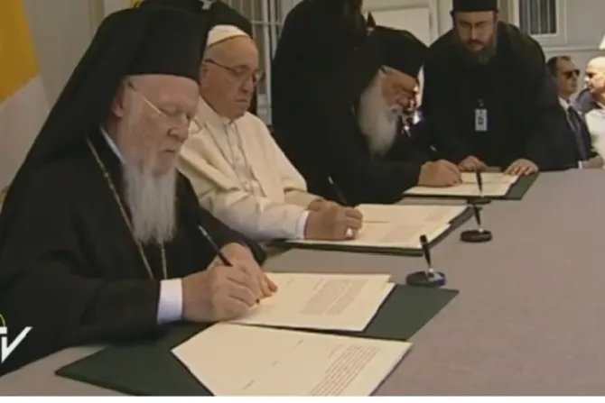 TEXTO COMPLETO: Declaración conjunta firmada por el Papa Francisco en Lesbos