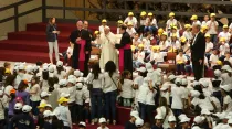 El Papa Francisco reunido con niños de La Fábrica de la Paz / Foto: Daniel Ibáñez (ACI Prensa)
