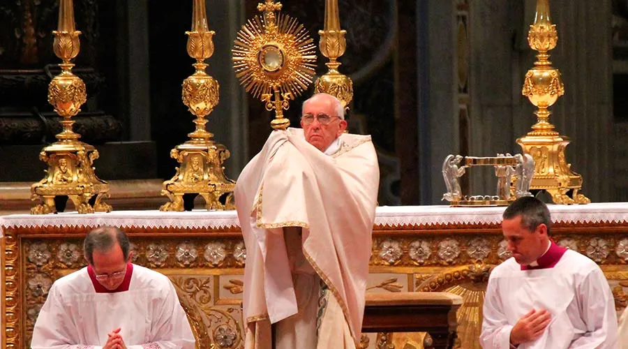 El Papa en una celebración. Foto: Alan Holdren / ACI Prensa?w=200&h=150