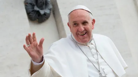 Papa Francisco: Los adultos no podemos quitarles a niños y jóvenes la capacidad de soñar
