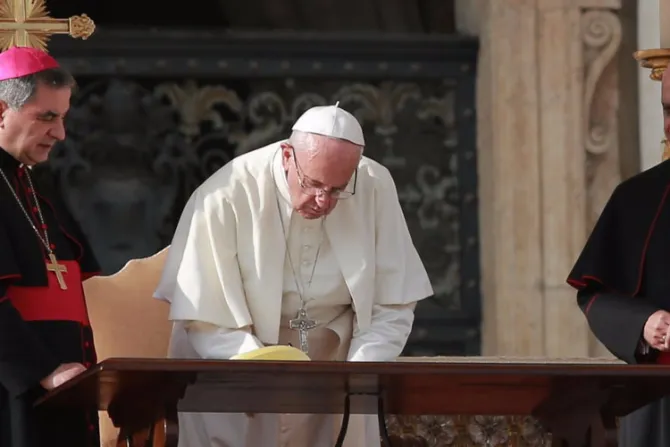 TEXTO: Carta Apostólica Misericordia et misera del Papa Francisco en PDF y versión web