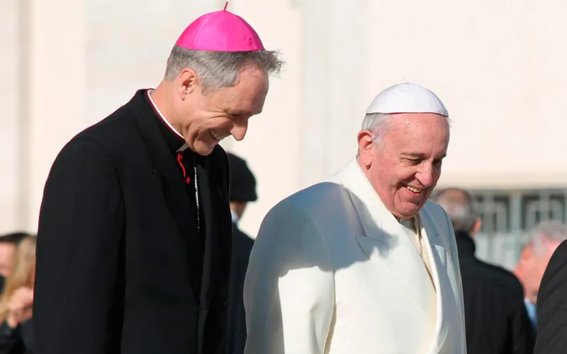 Papa Francisco y Mons. Georg Gänswein. Foto: ACI Prensa?w=200&h=150