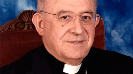 El Papa Francisco felicita al Arzobispo de Burgos por sus 50 años de sacerdote