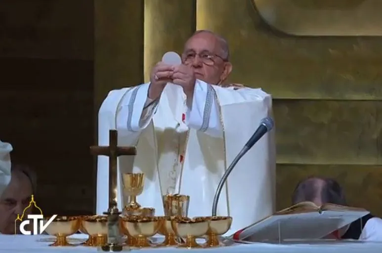 Papa Francisco en Misa de Jueves Santo. Foto: Captura de video CTV