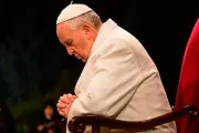 El Papa llama a patriarca copto tras atentado que mató 25 cristianos en Egipto