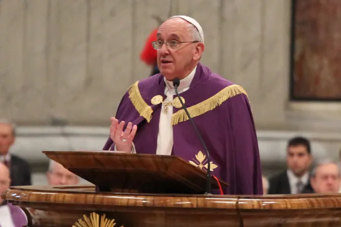 Dios perdona todo, siempre y acoge a sus hijos en la Iglesia, dice el Papa Francisco