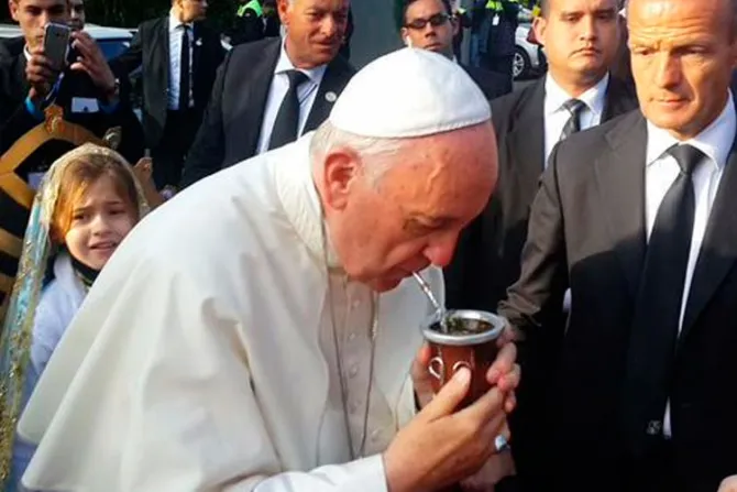 El mate, los jesuitas y Francisco: La historia de la bebida favorita del Papa