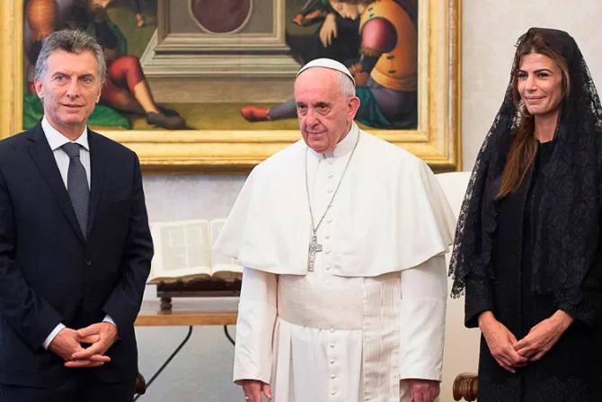 Cambio en protocolo Vaticano refleja deseo de integrar a divorciados en nueva unión