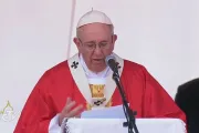 TEXTO Y VIDEO: Homilía del Papa en la Misa en el Estadio Deportivo Barthélémy Boganda
