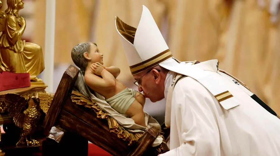 Papa Francisco besa al Niño Jesús / Foto: L'Osservatore Romano?w=200&h=150