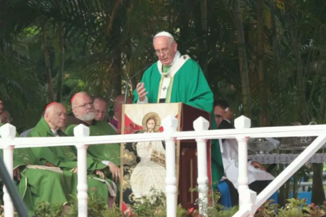 Papa Francisco en Cuba: Si quieres “ser grande” sirve a los demás, no te sirvas de ellos