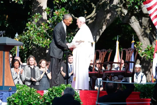 El Papa “hijo de inmigrantes” defiende en la Casa Blanca libertad religiosa y matrimonio