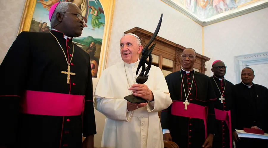 Recibe el papa Francisco al presidente de Mali