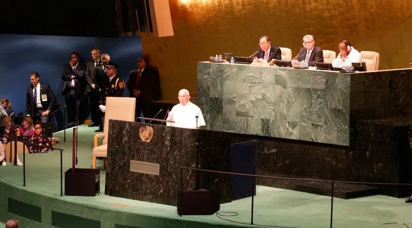 Papa Francisco en el Salón de la Asamblea General de las Naciones Unidas. Foto: Alan Holdren / ACI Prensa.