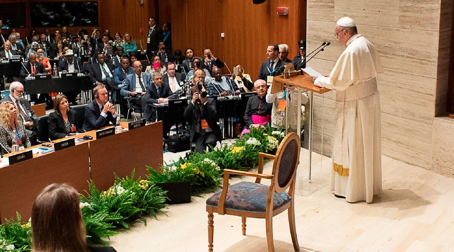 Papa Francisco pide acabar de una vez con el hambre en el mundo