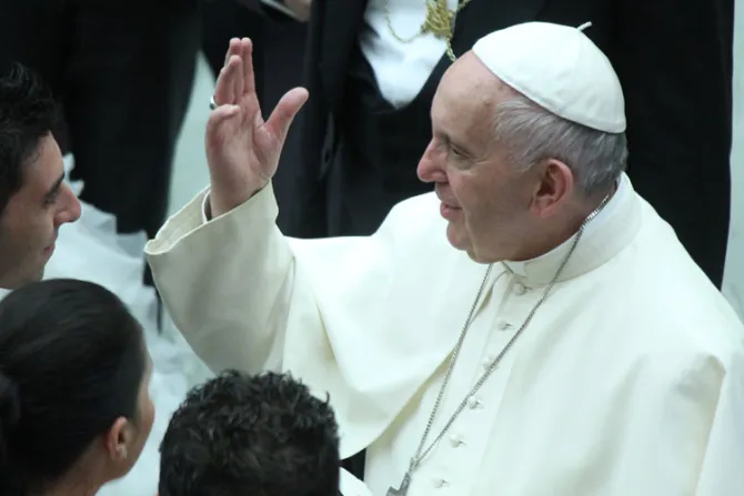 Papa Francisco: El trabajo es sagrado y da dignidad a la familia