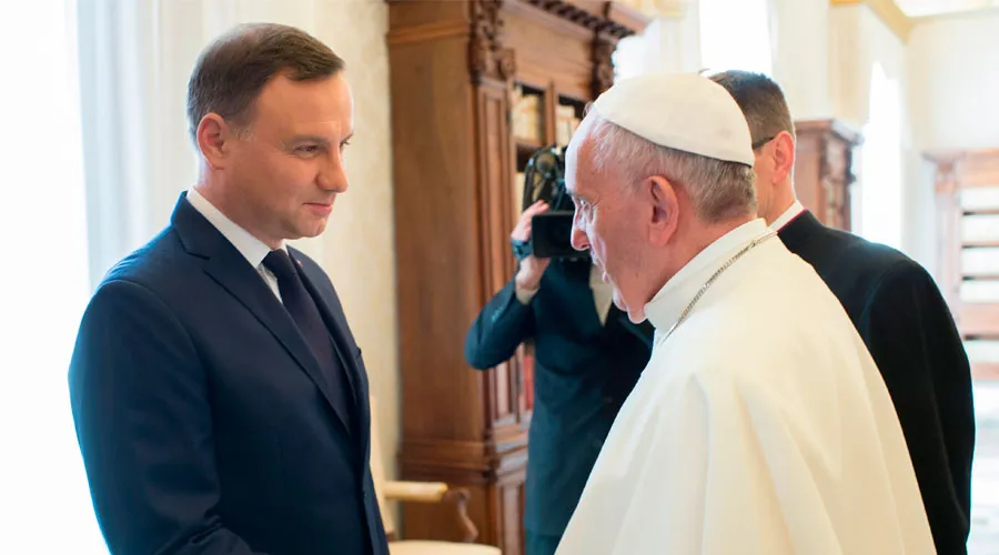 El Presidente de Polonia y el Papa Francisco. Foto L'Osservatore Romano?w=200&h=150