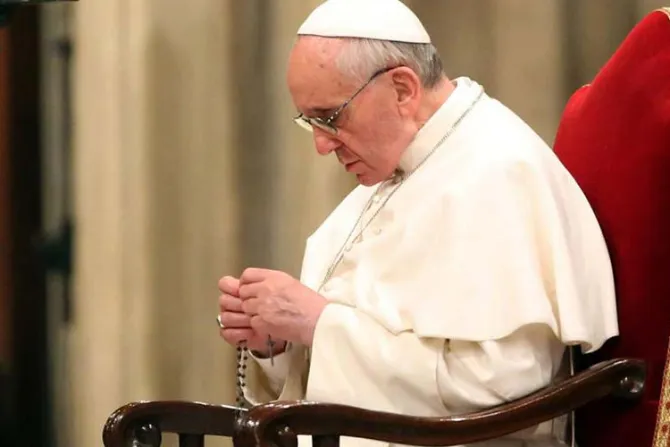 Cultivemos la devoción a María rezando el Rosario, invita el Papa Francisco