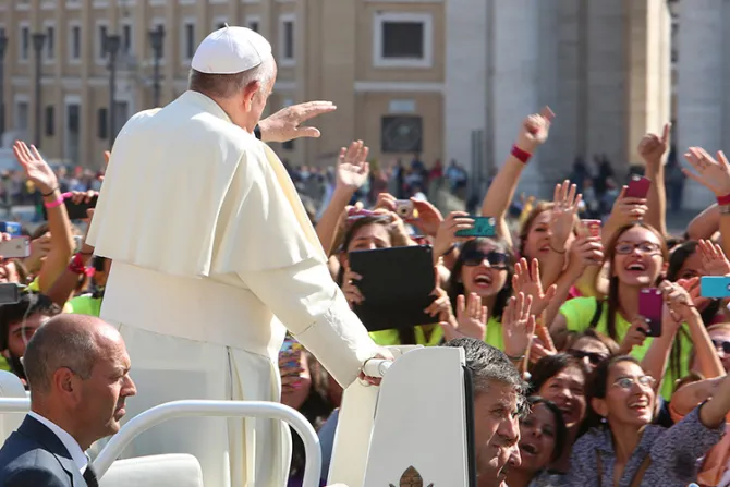 Papa Francisco a jóvenes: No tiren sus vidas, busquen un propósito