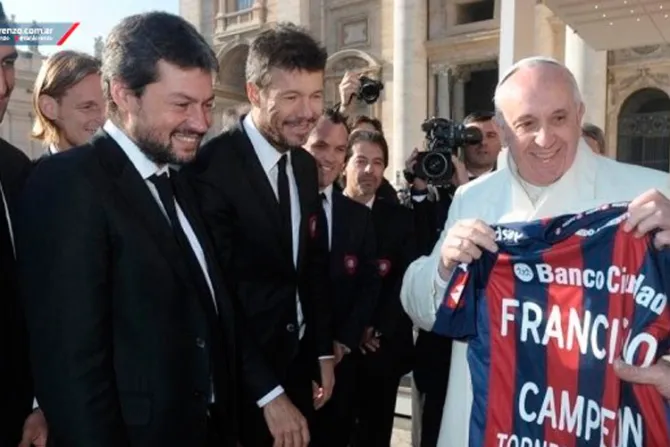 El Papa Francisco recuerda sus “habilidades” en el fútbol
