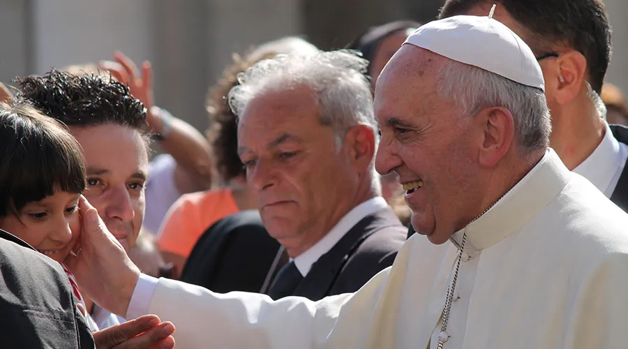 Papa Francisco: Estamos llamados a ampliar la Iglesia a las dimensiones del  Reino de Dios