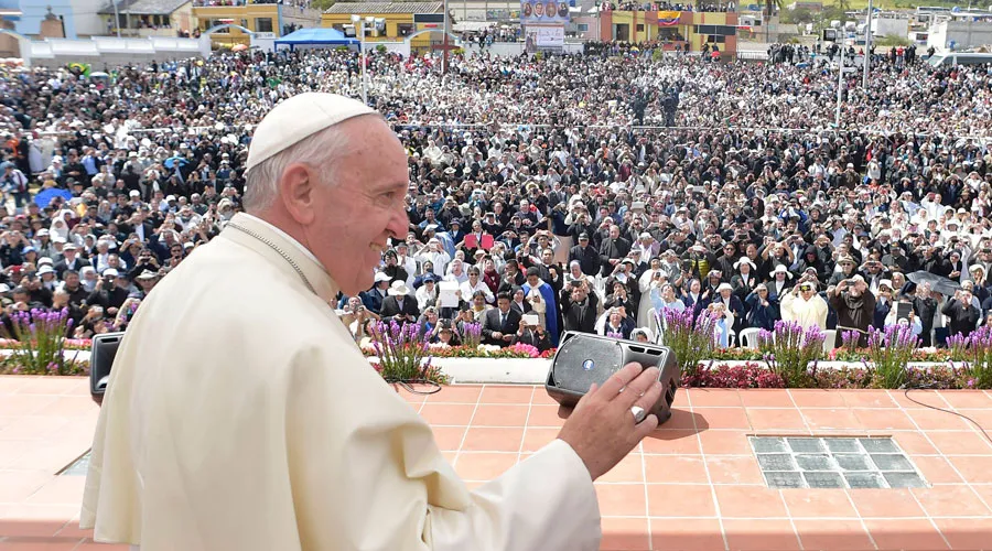 Papa Francisco en el Santuario del Quinche   /   Foto: L'Osservatore Romano?w=200&h=150