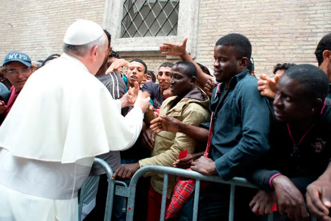 El Papa se muestra preocupado por la situación de los inmigrantes en Italia
